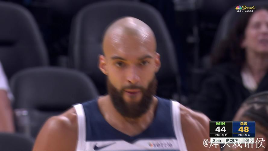 麦克丹尼尔斯吊传 戈贝尔双手暴扣2+1