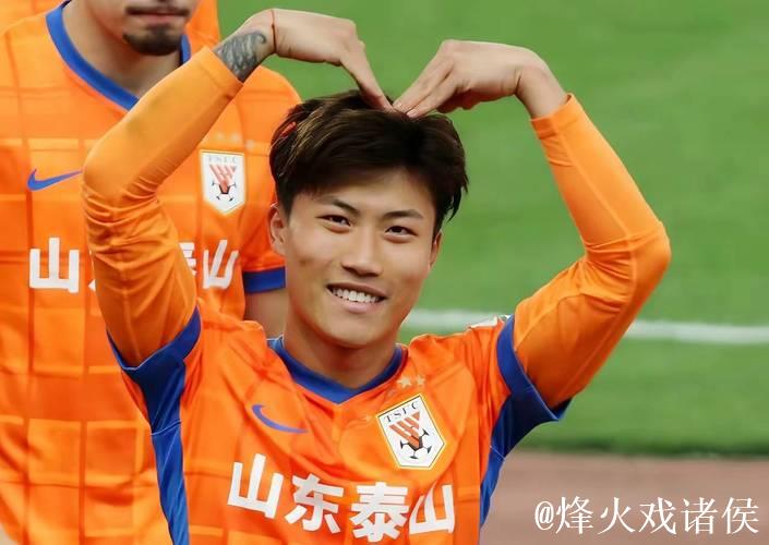 值得称赞，泰山队两新星加练，一天两练，谢文能态度真的没得说